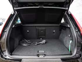 Volvo XC40 thumbnail 30