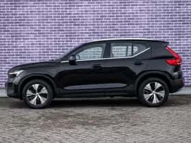Volvo XC40 thumbnail 6