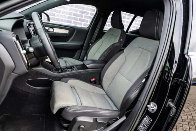 Volvo XC40 (2022) thumbnail 8
