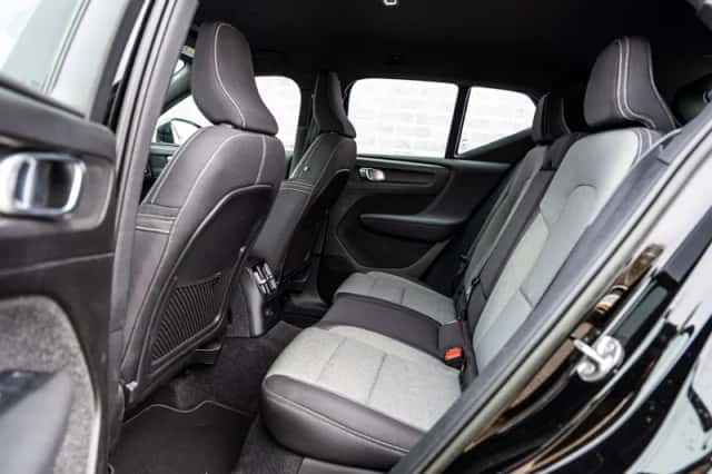 Volvo XC40 (2022) thumbnail 9