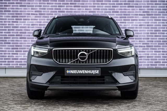 Volvo XC40 (2022) thumbnail 10