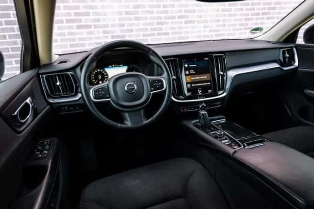 Volvo V60 (2020) thumbnail 12