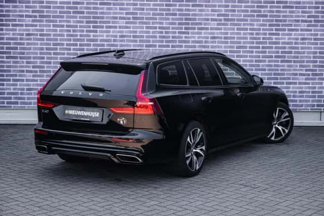 Volvo V60 (2020) thumbnail 17