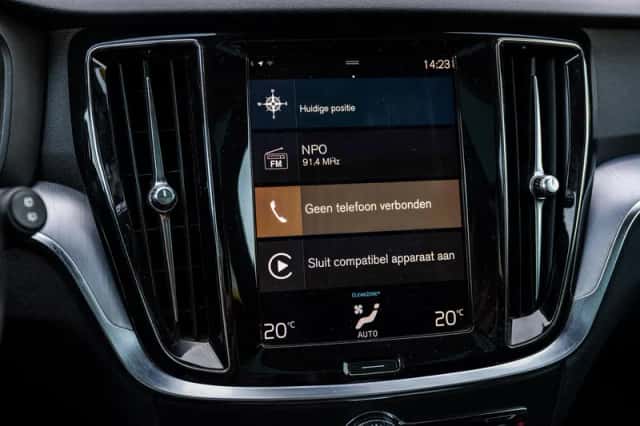 Volvo V60 (2020) thumbnail 19