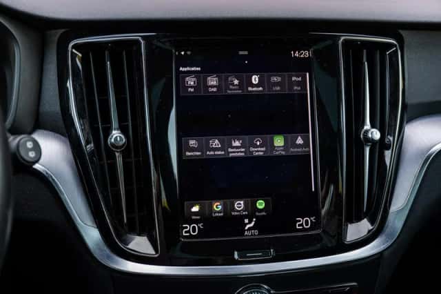 Volvo V60 (2020) thumbnail 22