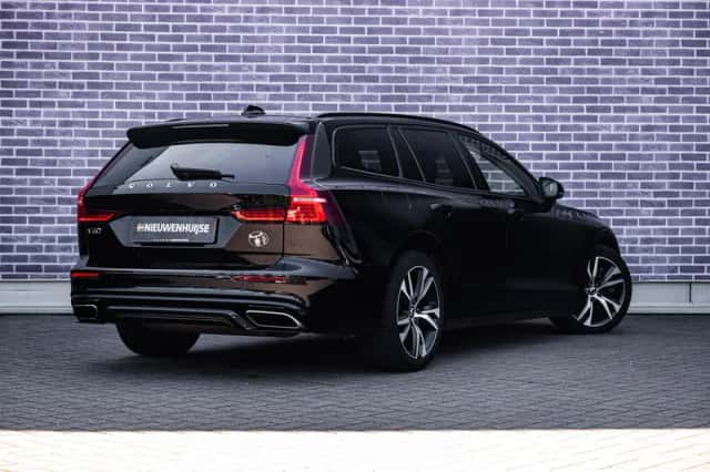 Volvo V60 (2020) thumbnail 4