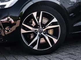 Volvo V60 thumbnail 32