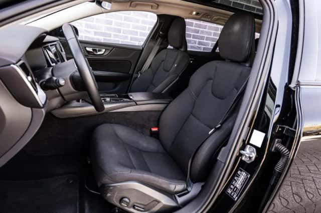 Volvo V60 (2020) thumbnail 8