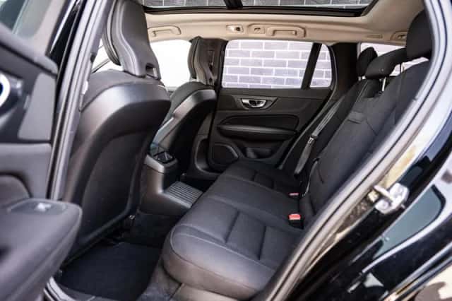 Volvo V60 (2020) thumbnail 9