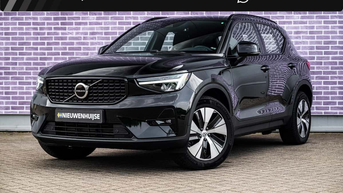 Volvo XC40 — foto 1