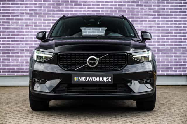 Volvo XC40 (2022) thumbnail 11