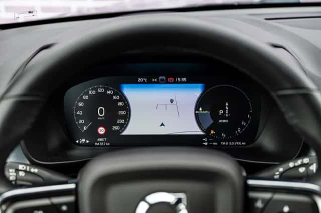 Volvo XC40 (2022) thumbnail 15
