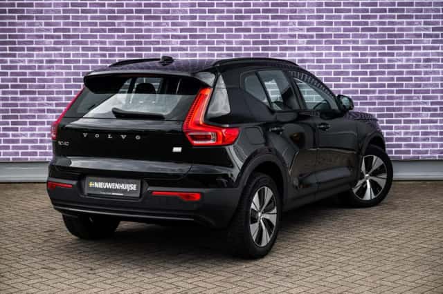 Volvo XC40 (2022) thumbnail 18