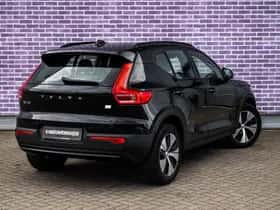 Volvo XC40 thumbnail 18