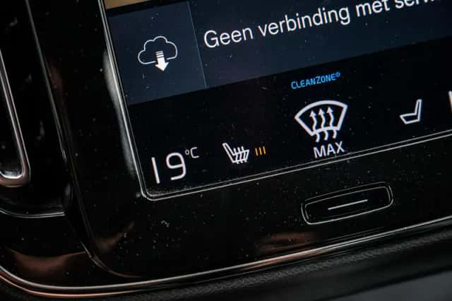 Volvo XC40 (2022) thumbnail 25