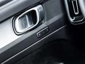 Volvo XC40 thumbnail 27