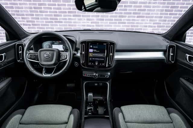 Volvo XC40 (2022) thumbnail 7