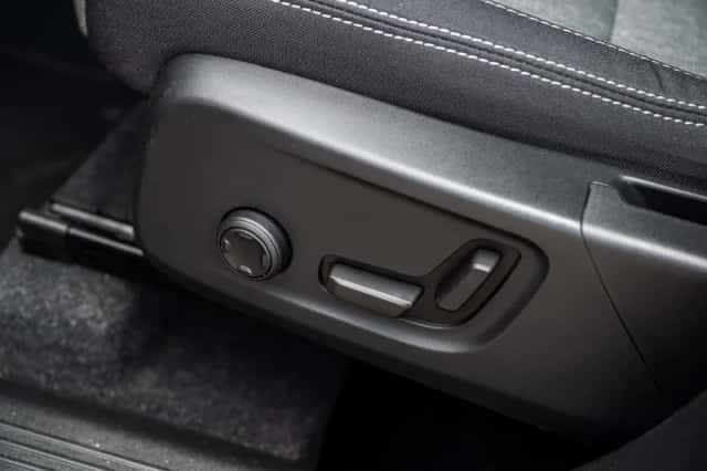 Volvo XC40 (2022) thumbnail 9