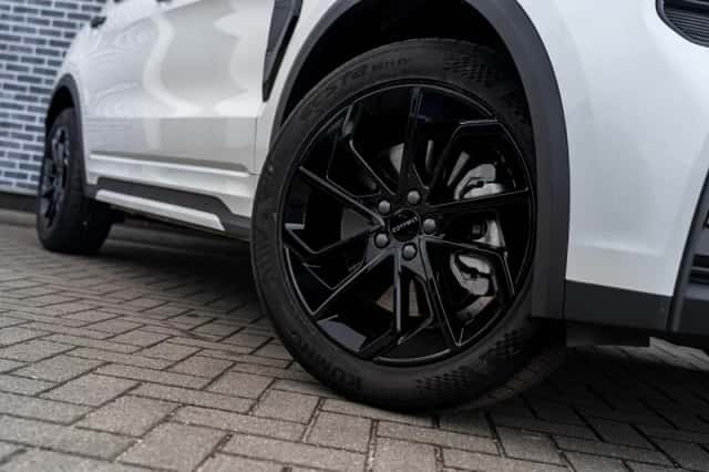 Lynk & Co 01 (2025) thumbnail 5