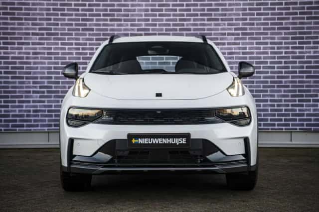 Lynk & Co 01 (2025) thumbnail 10