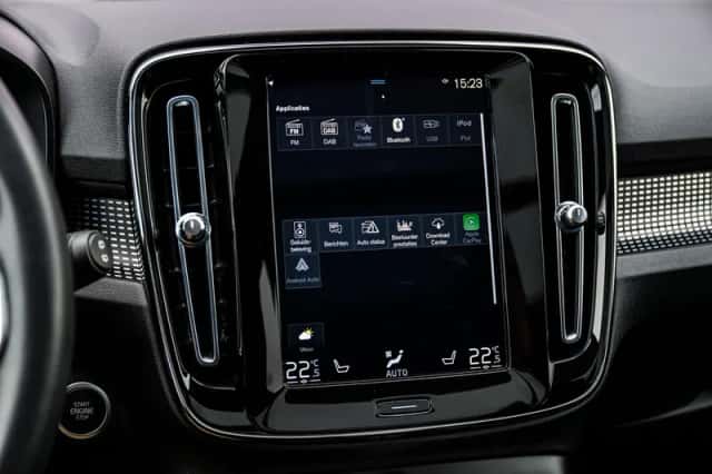 Volvo XC40 (2022) thumbnail 22