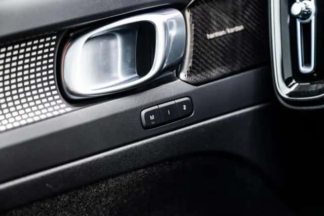 Volvo XC40 (2022) thumbnail 26
