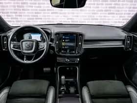 Volvo XC40 thumbnail 6
