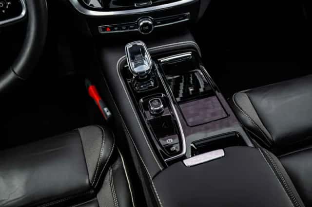Volvo S60 (2024) thumbnail 15