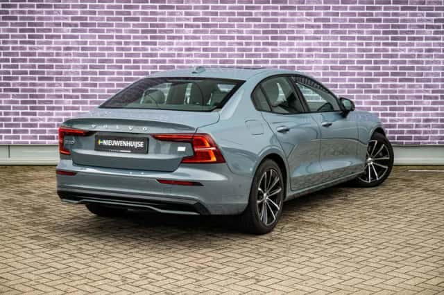 Volvo S60 (2024) thumbnail 19