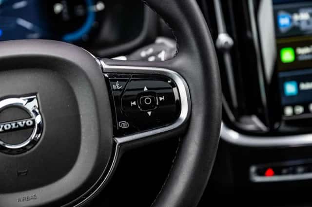 Volvo S60 (2024) thumbnail 31