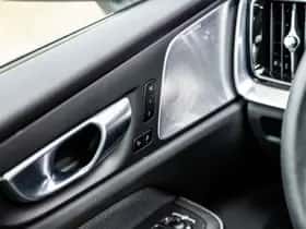 Volvo S60 thumbnail 33