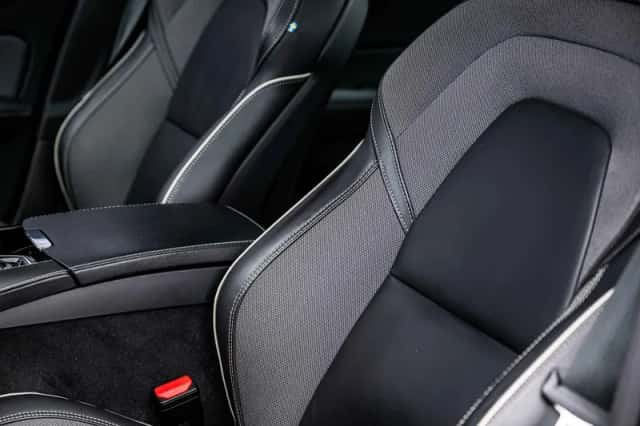 Volvo S60 (2024) thumbnail 36