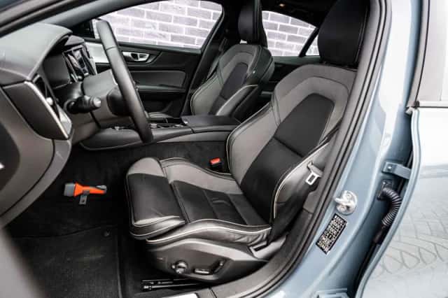 Volvo S60 (2024) thumbnail 8