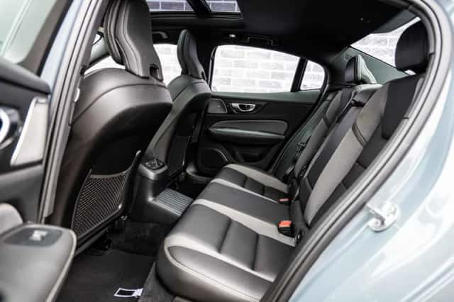 Volvo S60 (2024) thumbnail 10