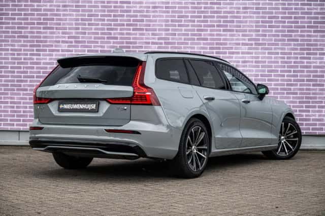 Volvo V60 (2026) thumbnail 2
