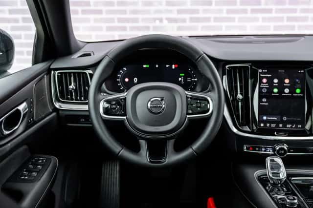 Volvo V60 (2026) thumbnail 3
