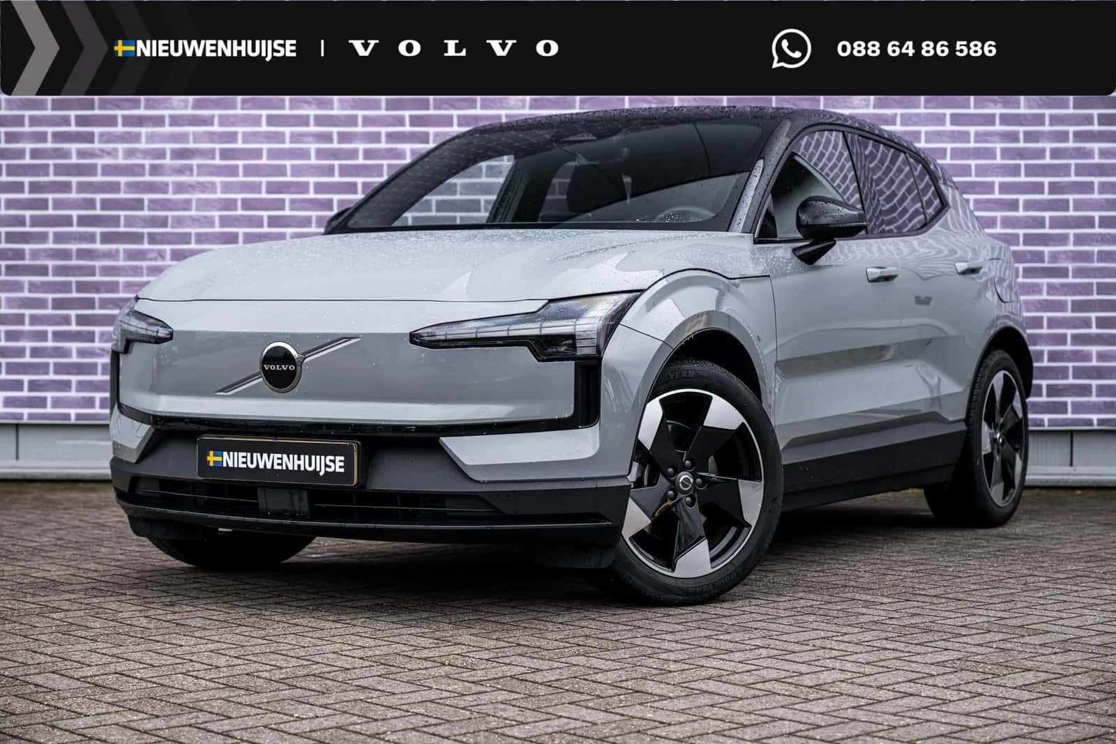 Volvo EX30 (2024) — foto 1