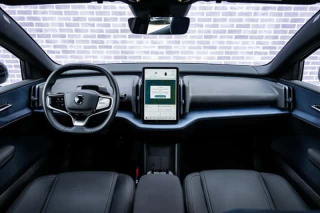 Volvo EX30 (2024) thumbnail 7