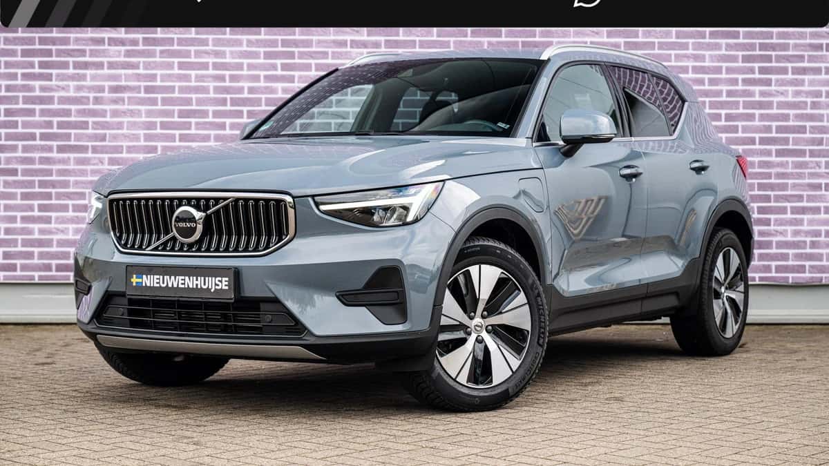 Volvo XC40 — foto 1