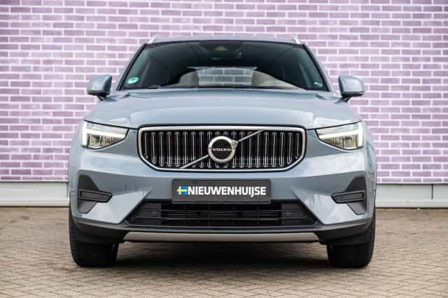 Volvo XC40 (2022) thumbnail 11