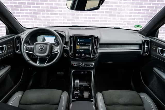 Volvo XC40 (2022) thumbnail 7