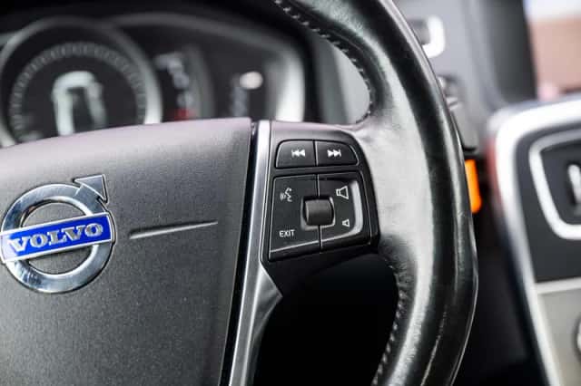 Volvo S60 (2017) thumbnail 26