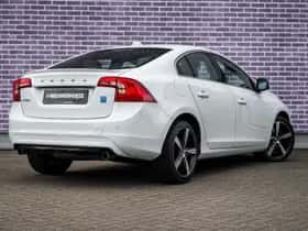 Volvo S60 thumbnail 4