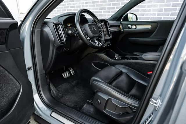 Volvo XC40 (2021) thumbnail 18