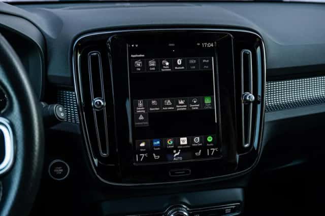 Volvo XC40 (2021) thumbnail 22