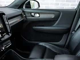 Volvo XC40 thumbnail 30