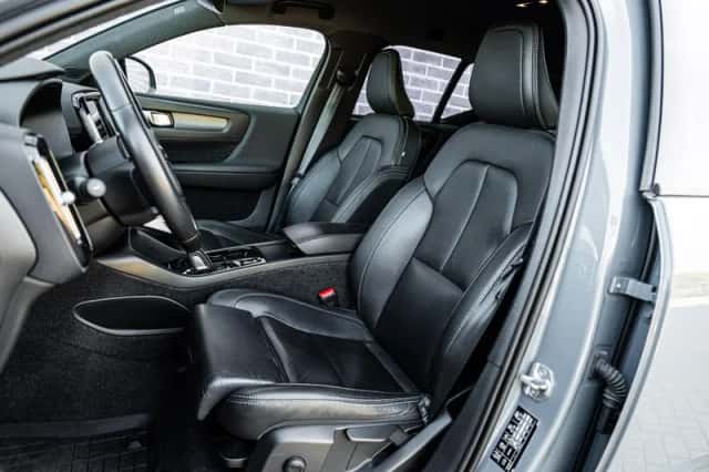 Volvo XC40 (2021) thumbnail 8