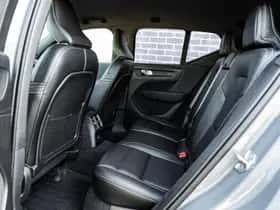 Volvo XC40 thumbnail 9