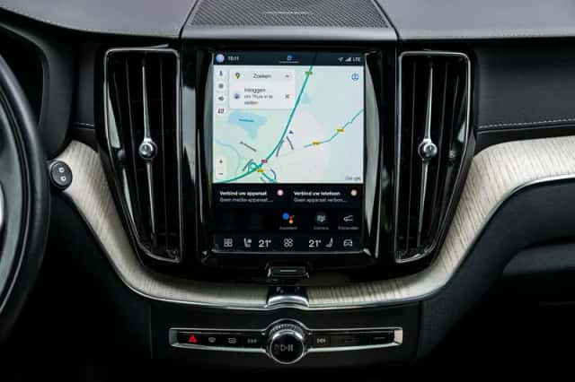 Volvo XC60 (2022) thumbnail 13