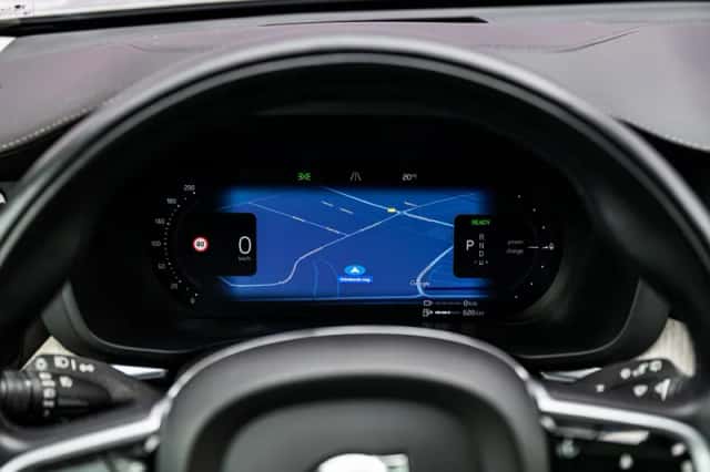 Volvo XC60 (2022) thumbnail 14